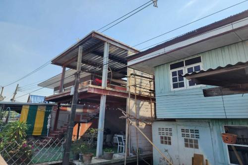 Bangkok Bed & Breakfast | Discover Lilliput Riverside Bangkachao - Family Friendly Stay