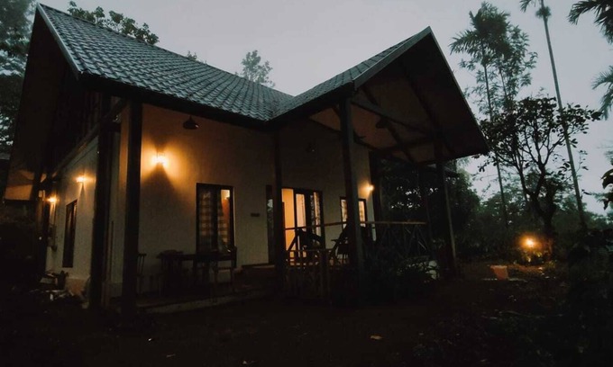 Vayittiri House | Lillis Tea Hostel, A mountain bungalow conjures images of a cozy, rustic retreat