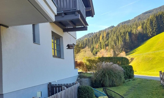Hopfgarten im Brixental Apartment | Exceptional Lilly Fein: Pet Friendly with Oceanfront Views