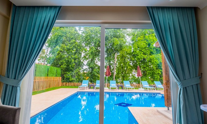 Ciftlik Villa | Relax at Lilly Villa: Private Pool & Family Amenities Await