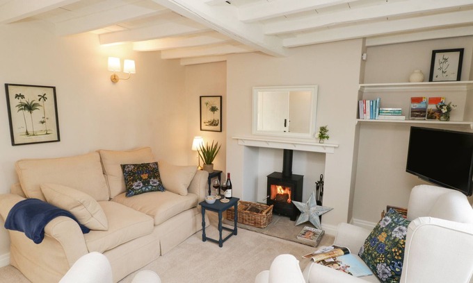 Sheriff Hutton Cottage | LILY COTTAGE, pet friendly, luxury holiday cottage in Sheriff Hutton