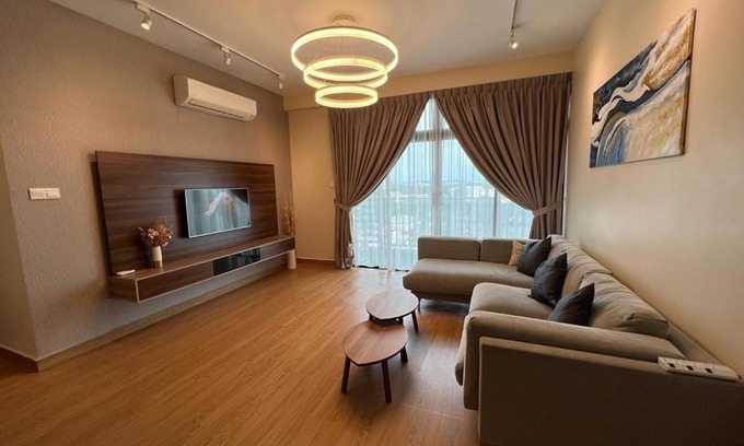 Central District Apartment | Elegant Lily Suite with City & Sea Views Near Pool