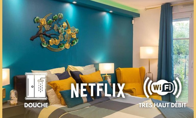 Saint-Pierre-du-Perray Apartment | Guest Rated 9.6: LILYA HOUSE with Breakfast & Family-Friendly