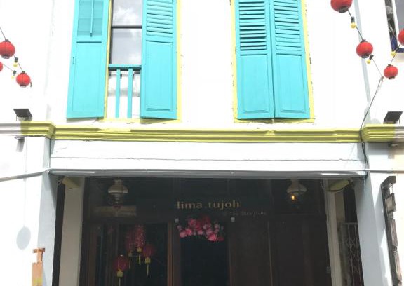 Kampung Lintang House | Family-Friendly Stay at Lima.Tujoh with Great Amenities