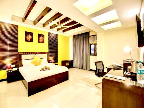 New Delhi House | Discover The Lime Stays: Comfort Near Greater Kailash Metro