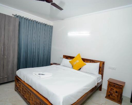 IMT Manesar Bed & Breakfast | Family-Friendly Stay at Lime Tree Hotel Manesar
