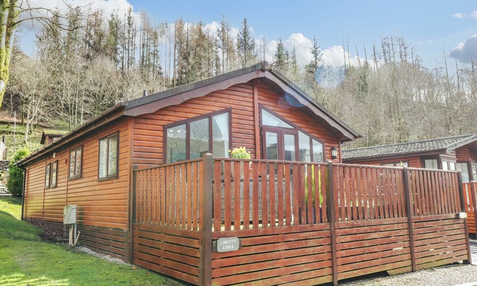 Troutbeck Cottage | Discover LIMEFITT LODGE: Perfect Pet-Friendly Retreat