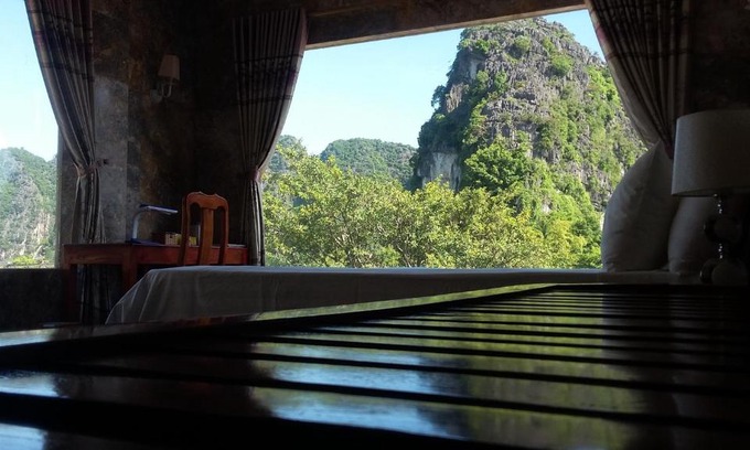 Hoa Lu House | Top-Rated Limestone View Homestay with Pool & Breakfast