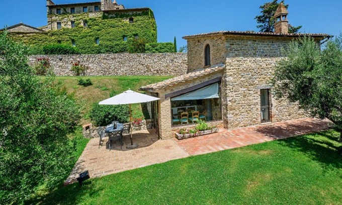 Umbertide Apartment | Limonaia - Luxury Vacation Rental in Umbertide