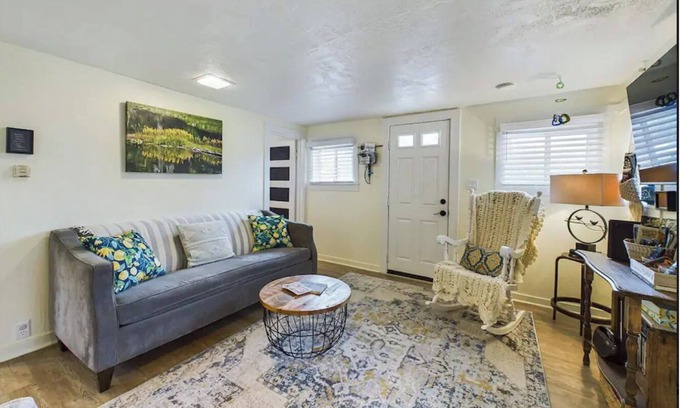 Arcata House | Limoncello House Arcata-Stylish and Central