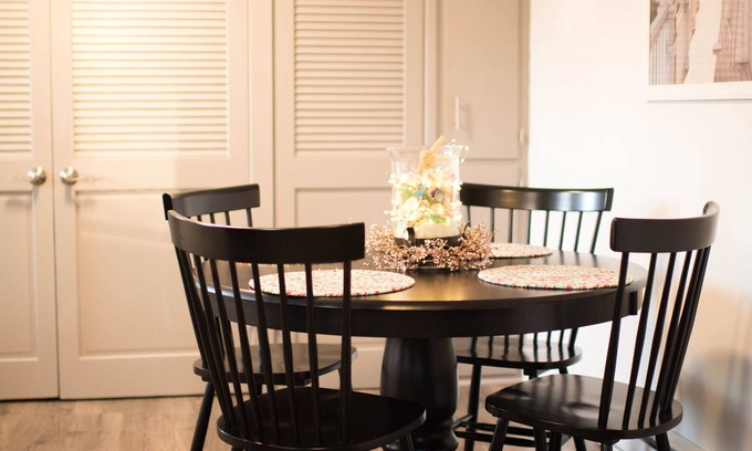 Saint Joseph House | Elegant Lincoln House: Steps from Lake Michigan & Downtown