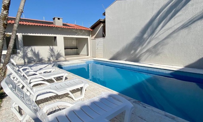 Jardim Acapulco House | Cozy Linda Casa with Pool - Rated 9.5 by Guests!