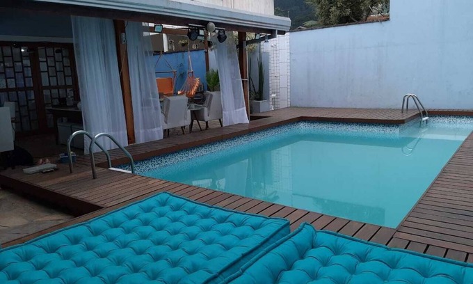 Pereque-Mirim House | Experience Ubatuba's Finest: Linda Casa with Pool & Ocean View