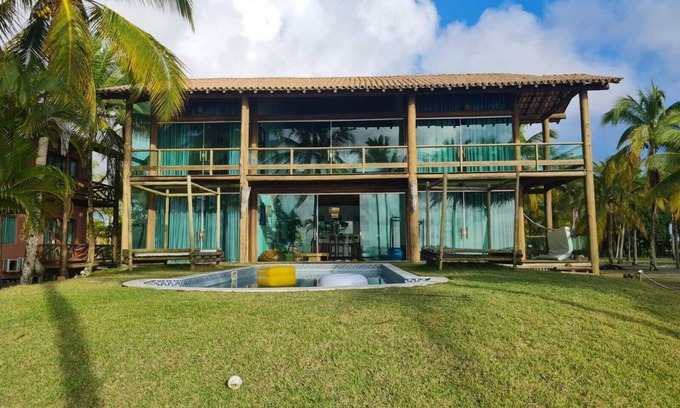Igrapiuna House | Cozy Beach House on the Vibrant Ilha do Contrato