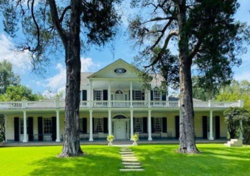 Natchez Bed & Breakfast | Discover Linden: A Historic Bed and Breakfast Experience
