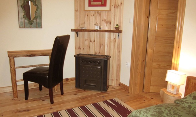 Velika Plana Apartment | Discover the Serenity at Linden Tree Retreat & Ranch
