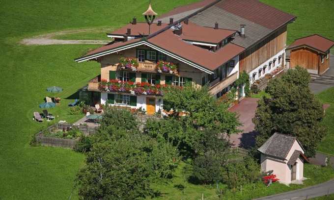 Kitzbuehel House | Highly Rated Lindenhof: Ideal for Family Getaways