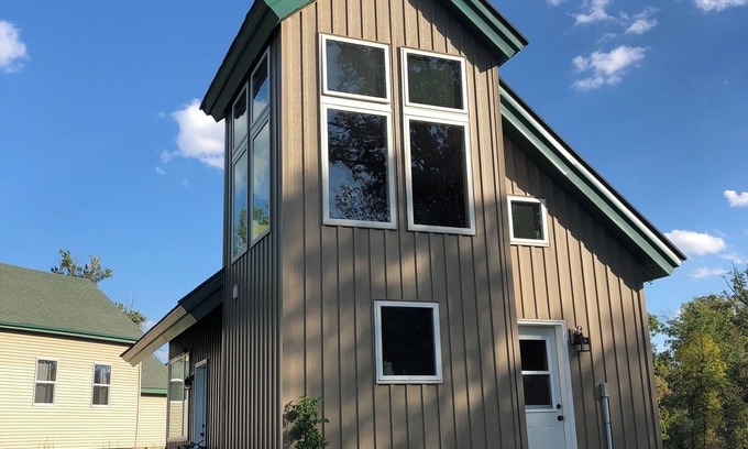 Brook Park Cabin | Discover Lindisfarne Retreat Center: Family-Friendly Escape