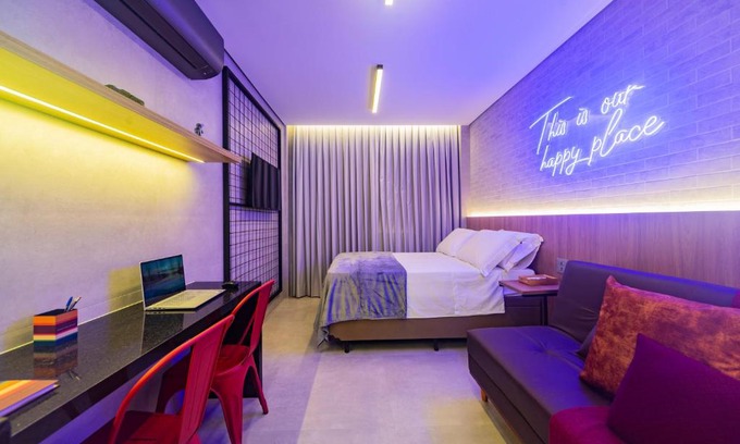Jose Menino Apartment | Beachfront Apartment with Ocean View and Free Wi-Fi