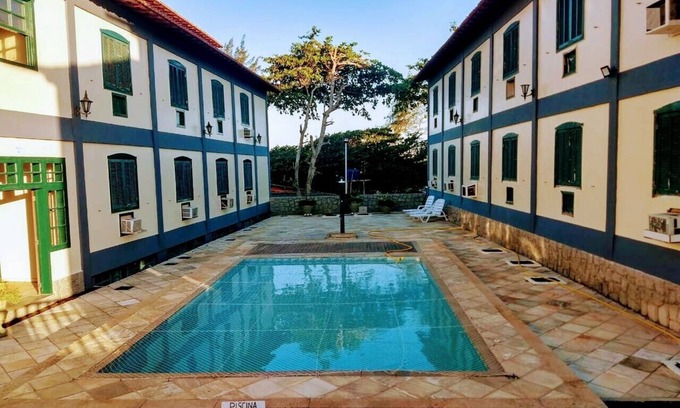 Pero Apartment | Beachfront Lindo Flat with Pool & Ocean Views in Pero