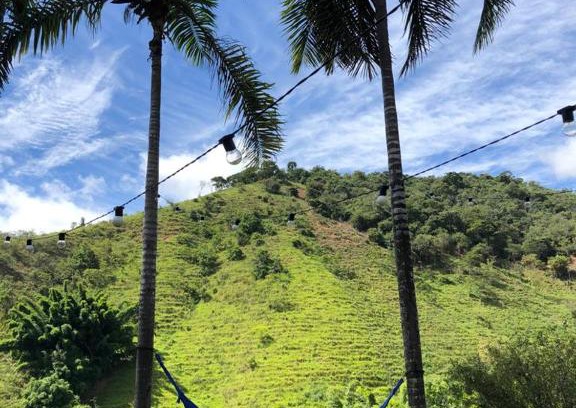 Petropolis Villa | Exclusive Lindo Sitio: Pet-Friendly Escape with Pool & Hot Tub