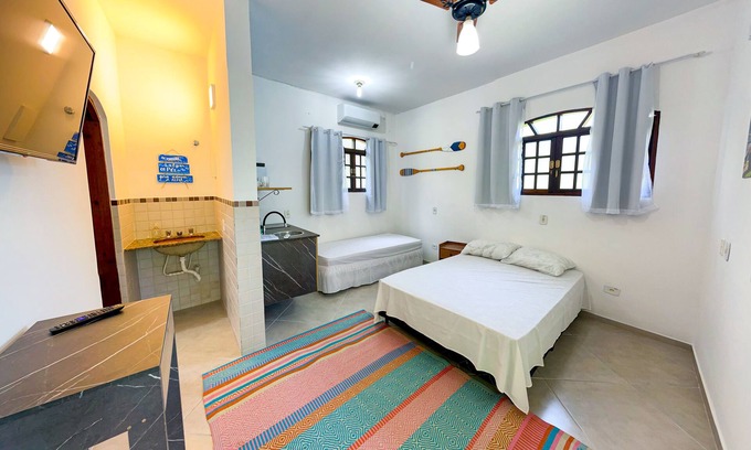 Pereque Apartment | Cozy Studio Just 150m from Beautiful Perequê Beach