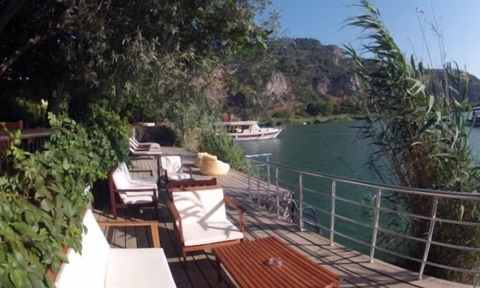 Dalyan City Center House | Experience Relaxation at Lindos Pansiyon with Pool and Spa