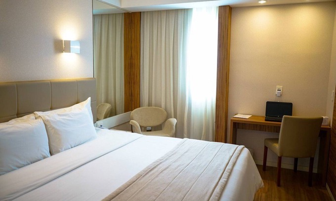 Araca House | Budget-Friendly Linhares Conforto Prime Hotel for Families