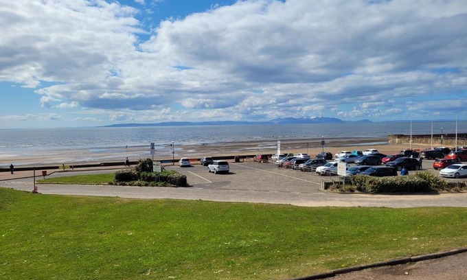 Prestwick House | Links Quay 42: Family & Pet Friendly with High Ratings