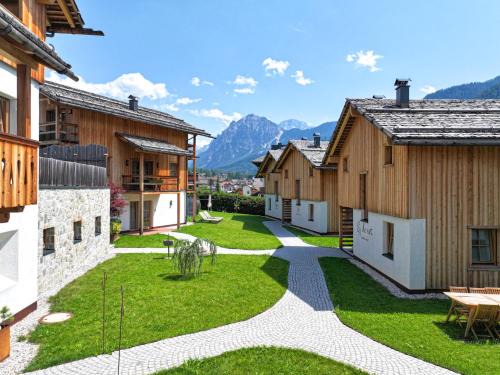 Mareo Apartment | Experience Liondes Chalets: Oceanfront Bliss & Spa Retreat