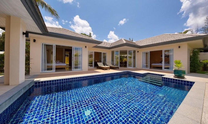 Lipa Noi Villa | Discover Lipa Talay Sawng: 4-Star Family-Friendly Escape