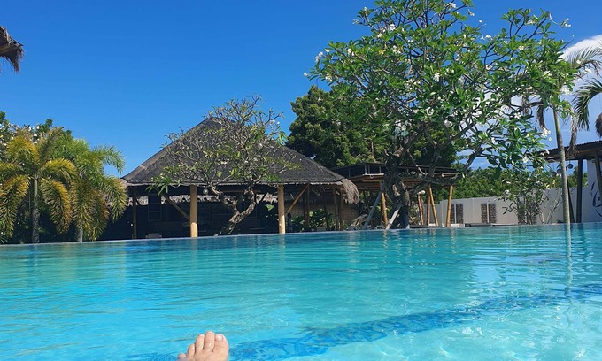 Dauin Hotel | Discover Liquid Dive Resort: Family-Friendly with Pool & Spa