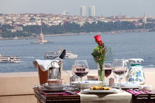 Gumussuyu Mahallesi Apartment | Comfortable Lir Residence Suites with Kitchen & Child Care