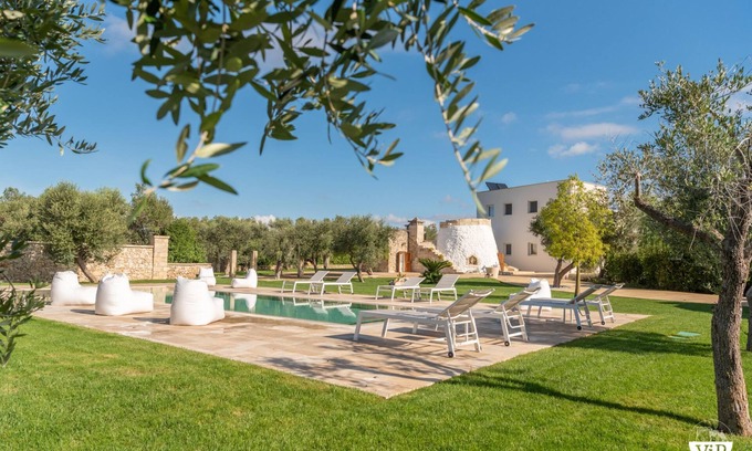 Castrignano de' Greci Villa | Experience Lisària Villa Delle Meraviglie with Pool in Italy