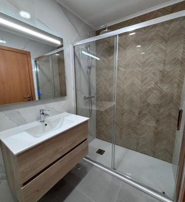 Cidade Universitaria Apartment | Discover Lisbon's 4-Star Hotel with Family and Pet Perks