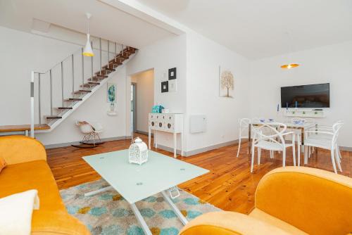 Penha de Franca Apartment | Family-Friendly Lisbon Times Apartments with 9/10 Guest Rating