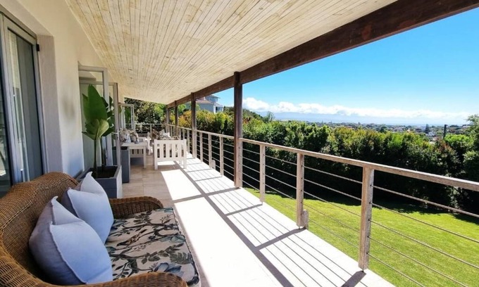 Plettenberg Bay Villa | Lismore Villa