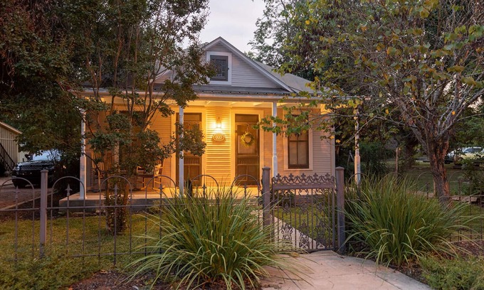 Fredericksburg House | Experience Lisso Sunday Haus: Timeless Charm with Spa & More