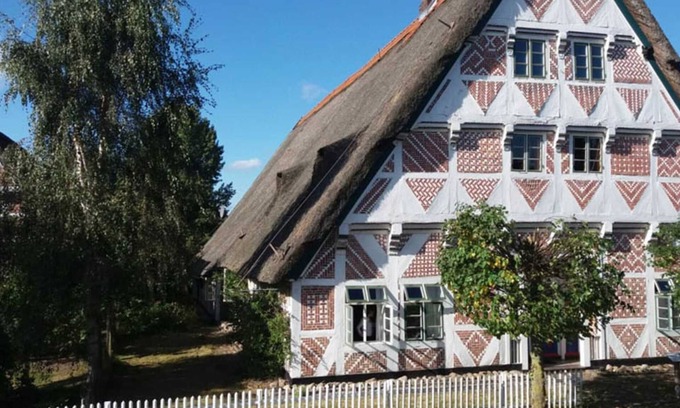 Guderhandviertel Apartment | Cozy Holiday Idyll Under Thatch with Ocean View & Kitchen