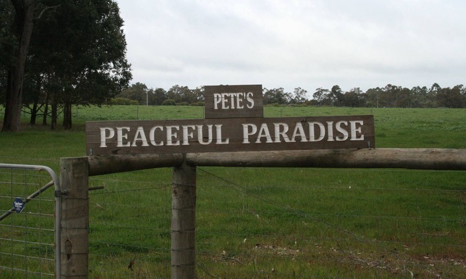 Mount Barker Bed & Breakfast | Eco-Friendly Retreat with Breakfast & Family Amenities