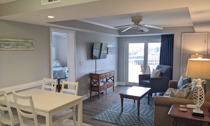 North Litchfield Beach Condo | Inviting Litchfield Summer House with Pool & Spa Amenities