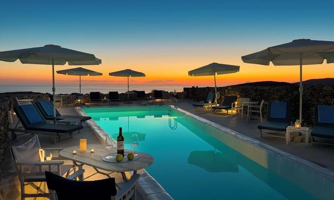 Folegandros Villa | Unforgettable Lithia - Villa Myrtia with Pool & Breakfast