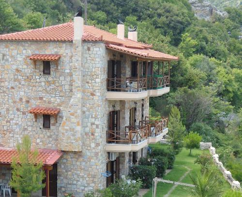 Limnionas Apartment | Discover Lithoktisto: Pet-Friendly Oceanfront Retreat