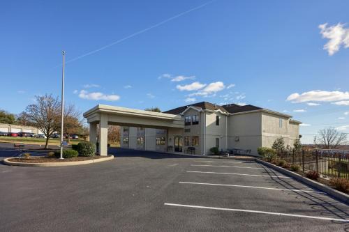 Lititz Hotel | Lititz Pointe Inn and Suites