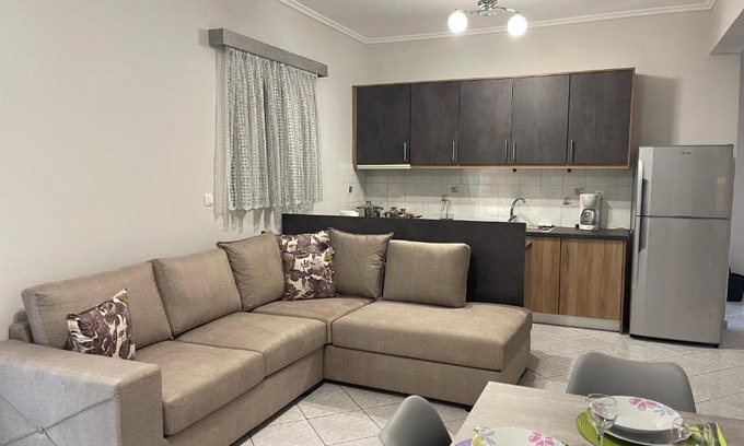 Igoumenitsa Apartment | Exceptional Family Retreat at Litsa's Apartment - Rated 9.5