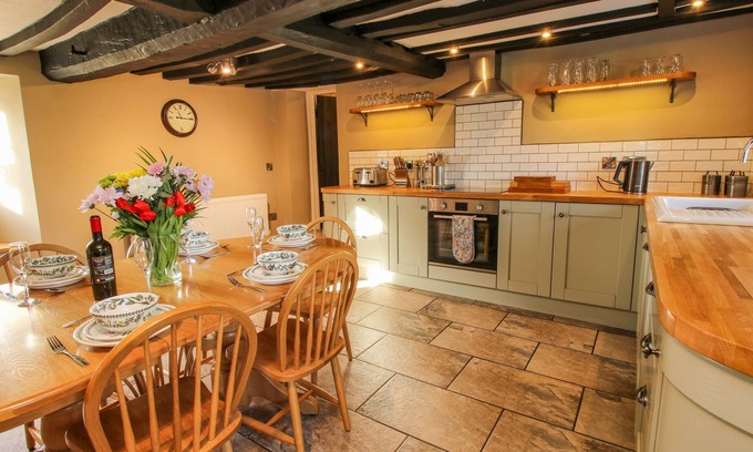 Clun Cottage | Discover Little Bicton: Pet-Friendly Retreat with Hot Tub