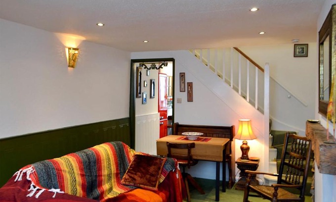 Llangattock House | Cozy Little Brook Cottage: Family-Friendly 4-Star Retreat