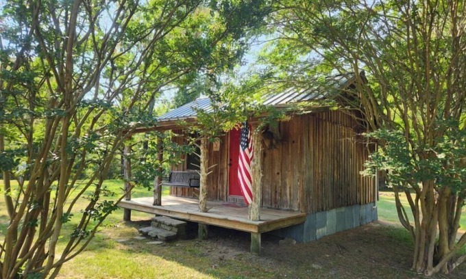 Pickens Cabin | Cozy Cabin Retreat in Kiamichi Mountains Near Hochatown