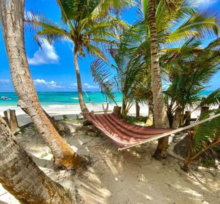 Little Corn Island Hotel | Discover Little Corn Island Beach and Bungalow Oasis