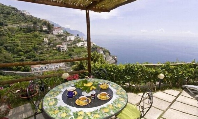 Pogerola Apartment | Serene Getaway: Little Corner of Paradise Awaits You